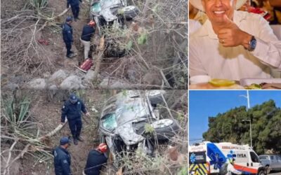 Se volcó camioneta de presidente municipal de Huatulco, esta estable