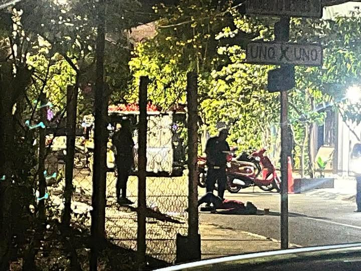 Localizan persona sin vida en calle de Huatulco