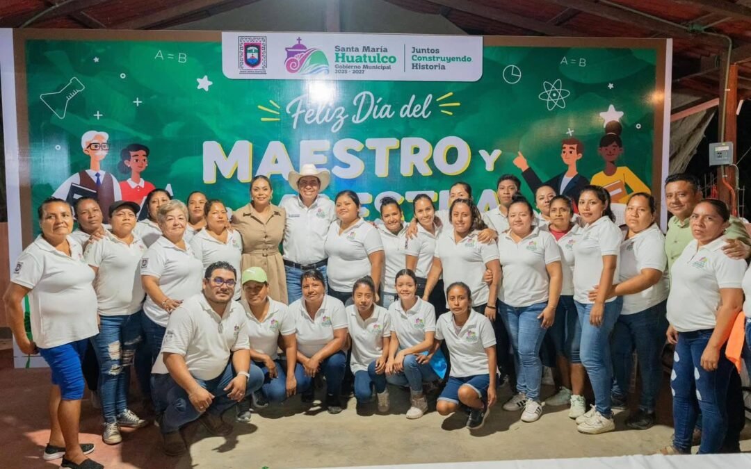 Celebramos a las y los maestros de Huatulco: Julio Cárdenas
