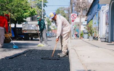 Bacheo en calle Colorín, Sector H Huatulco