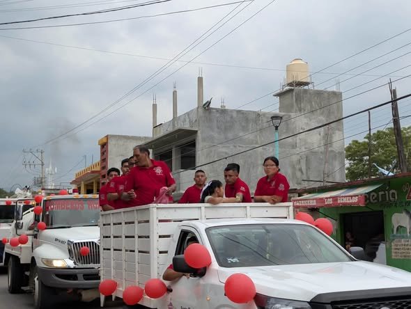 Huatulco celebró a sus Bomberos